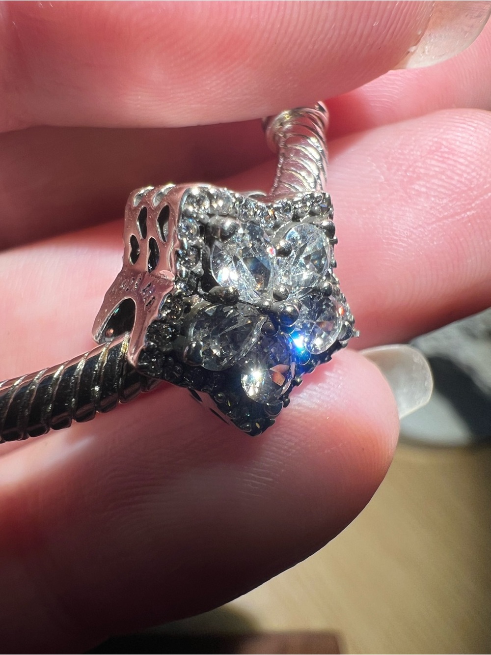 Sparkling Snowflake Charm - Picture 13 of 15